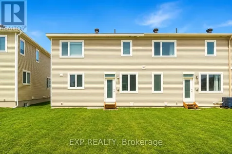 516 Loury Row Ottawa ON K1W 0M7