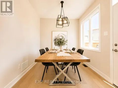647 Crevier Walk Ottawa ON K1W 0M7
