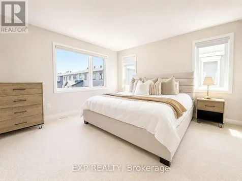647 Crevier Walk Ottawa ON K1W 0M7