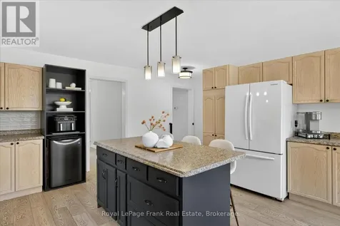 837 Tindle Bay Road Selwyn ON K9J 0C5