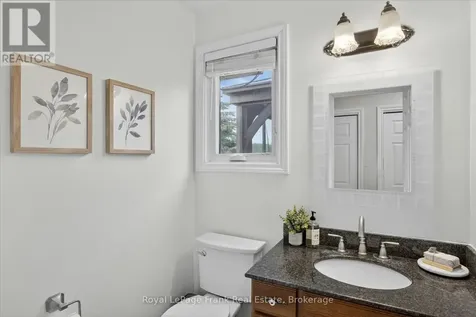 837 Tindle Bay Road Selwyn ON K9J 0C5