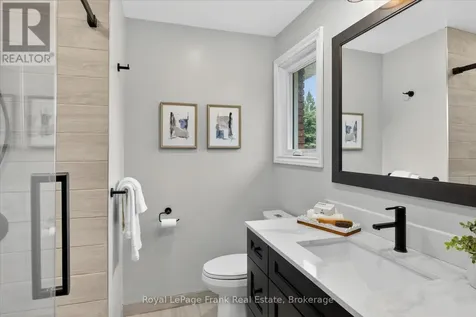 837 Tindle Bay Road Selwyn ON K9J 0C5