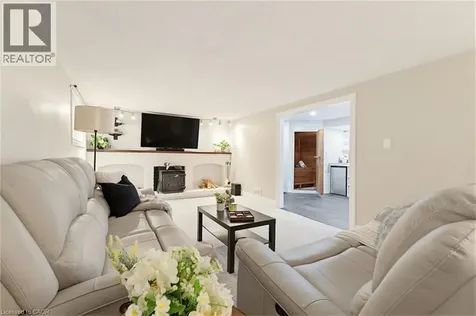 2063 Cavendish Drive Burlington ON L7P 1Y9