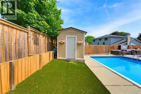 2063 Cavendish Drive Burlington ON L7P 1Y9