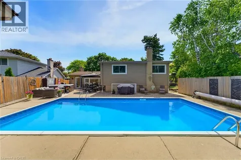 2063 Cavendish Drive Burlington ON L7P 1Y9