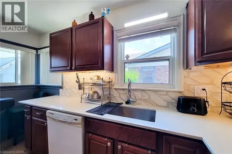 29 King Street West Hamilton ON L8G 1H2