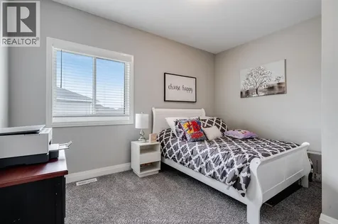 324 Patten Crescent Amherstburg ON N9V 0G3