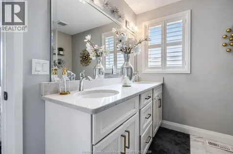324 Patten Crescent Amherstburg ON N9V 0G3