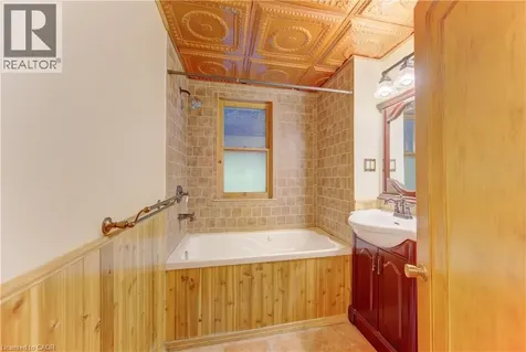 2785 Manser Road Millbank ON N0K 1L0