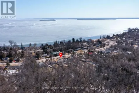 2766 Ireton Street Innisfil ON L9S 2J2