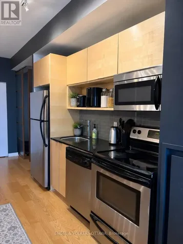 324 Laurier Avenue West Ottawa ON K1P 0A4