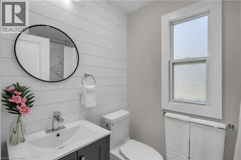 40 Palace Street Brantford ON N3T 3W7