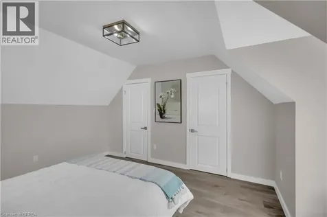 40 Palace Street Brantford ON N3T 3W7