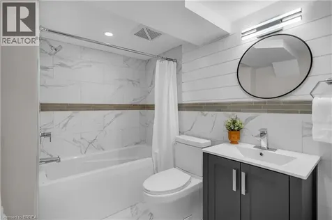 40 Palace Street Brantford ON N3T 3W7