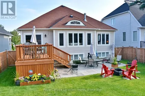 26 Starboard Circle Wasaga Beach ON L9Z 0E9