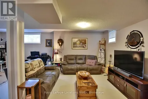 26 Starboard Circle Wasaga Beach ON L9Z 0E9