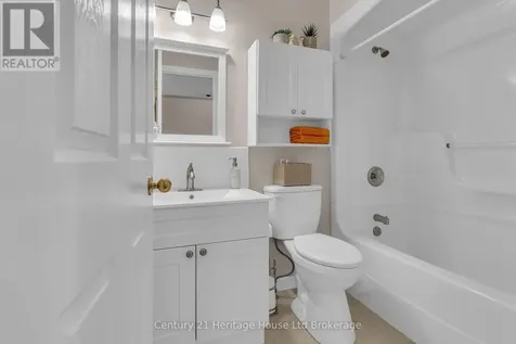 105 King Street Tillsonburg ON N4G 5V1