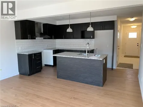 125 Hollybrook Trail Kitchener ON N2R 0P1