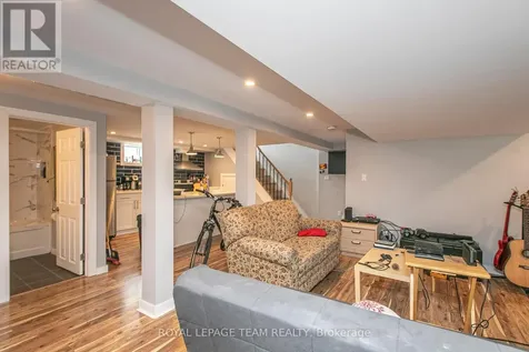 1579 Digby Street Ottawa ON K1G 0P5