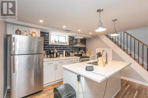 1579 Digby Street Ottawa ON K1G 0P5