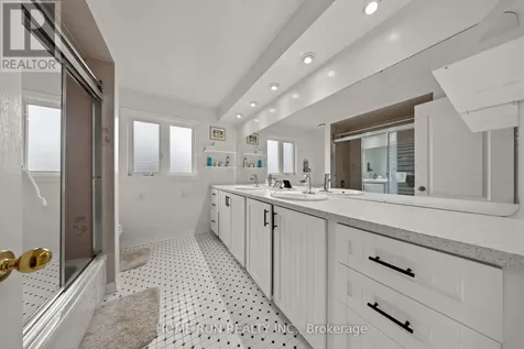 6 Zokol Crescent Ottawa ON K2K 2K5
