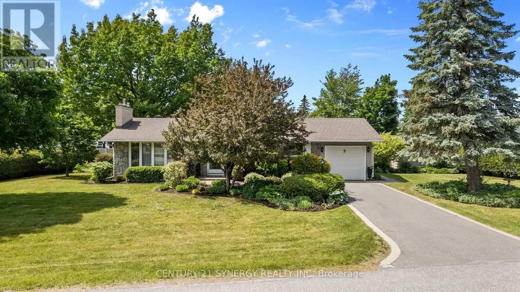 3 Auburn Street Ottawa ON K2H 6L7