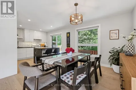 164 Mcclintock Way Ottawa ON K2L 2A4
