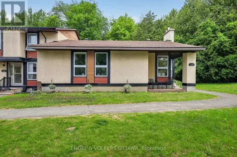 164 Mcclintock Way Ottawa ON K2L 2A4