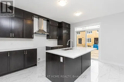 182 Lynn Coulter Street Ottawa ON K2J 7B9