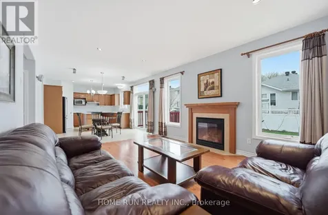 96 Woliston Crescent Ottawa ON K2W 1G2
