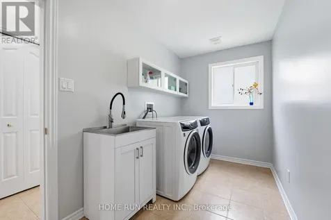 96 Woliston Crescent Ottawa ON K2W 1G2