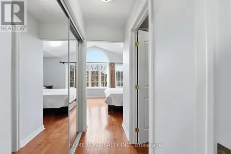 96 Woliston Crescent Ottawa ON K2W 1G2