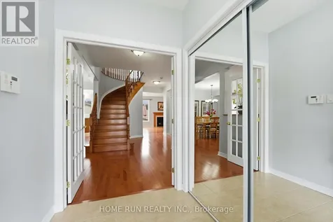 96 Woliston Crescent Ottawa ON K2W 1G2
