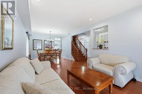 96 Woliston Crescent Ottawa ON K2W 1G2