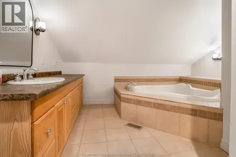 74 University Drive Chatham ON N7L 4V5
