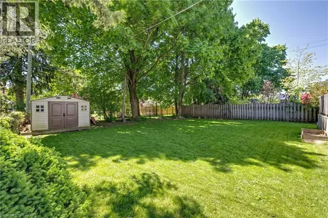9 Park Avenue West Elmira ON N3B 1K9