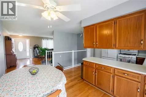 4076 Maple Street Petrolia ON N0N 1R0