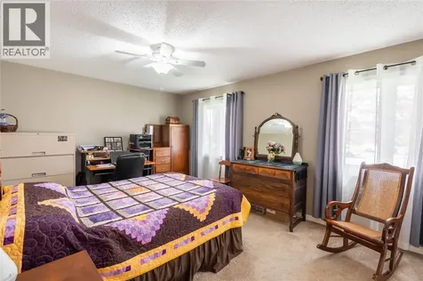 4076 Maple Street Petrolia ON N0N 1R0