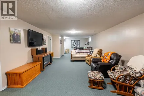 4076 Maple Street Petrolia ON N0N 1R0