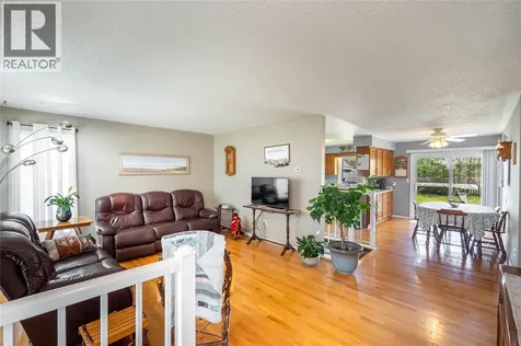 4076 Maple Street Petrolia ON N0N 1R0