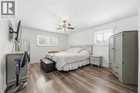 1068 Fairlane Avenue Sarnia ON N7S 3J8