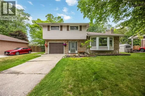 1068 Fairlane Avenue Sarnia ON N7S 3J8