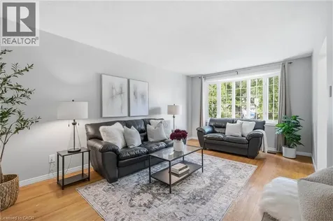 613 Dogwood Lane Waterloo ON N2L 4Y2