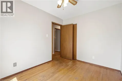 613 Dogwood Lane Waterloo ON N2L 4Y2