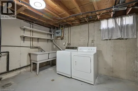 613 Dogwood Lane Waterloo ON N2L 4Y2