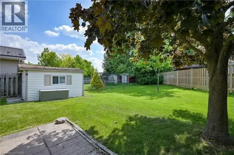 613 Dogwood Lane Waterloo ON N2L 4Y2