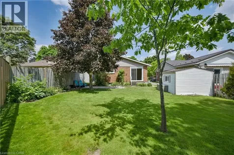 613 Dogwood Lane Waterloo ON N2L 4Y2