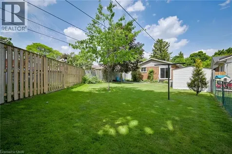613 Dogwood Lane Waterloo ON N2L 4Y2