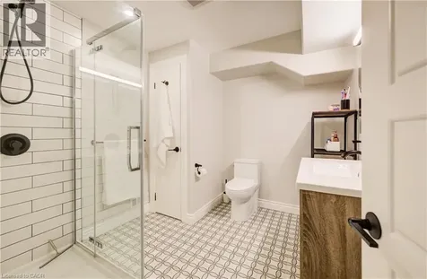 195 Westcliff Way Cambridge ON N1S 5C2