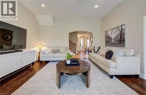 195 Westcliff Way Cambridge ON N1S 5C2